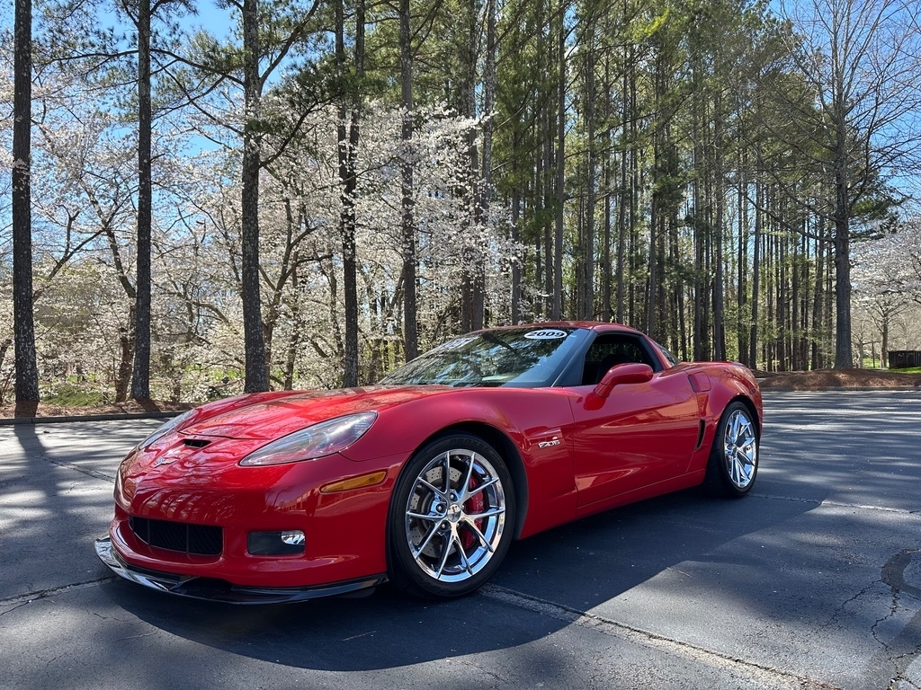 2009 Chevrolet Corvette Z06 with 2LZ Coupe