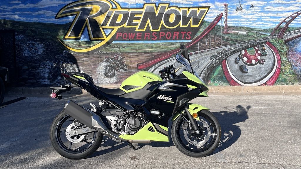 2026 Kawasaki Ninja® 500 SE ABS Parallel Twin 451