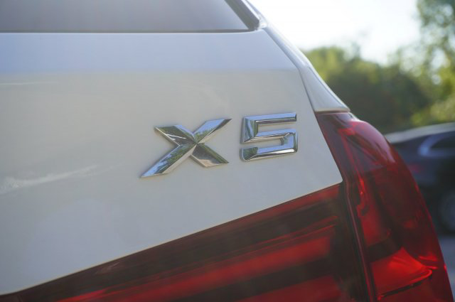 2015 BMW X5 xDrive50i photo