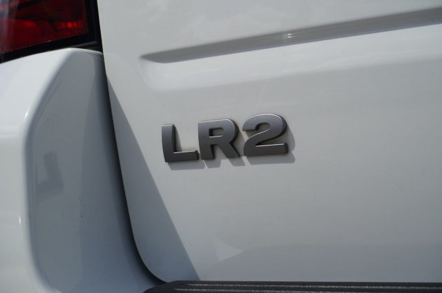 2014 Land Rover LR2 HSE photo