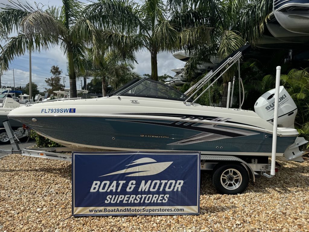 2021 Stingray 201DC Suzuki 200HP