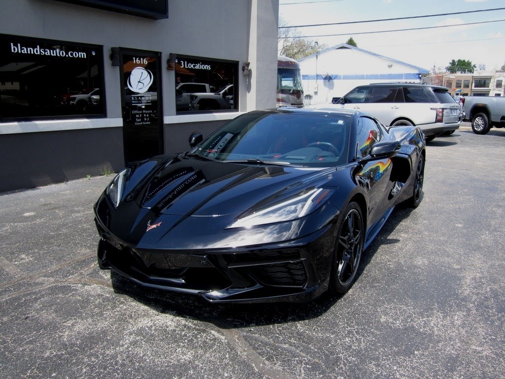 2022 Chevrolet Corvette Stingray photo