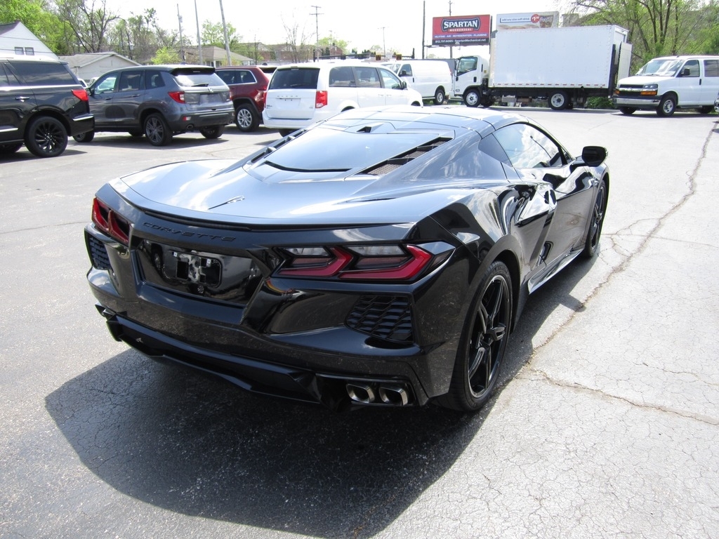 2022 Chevrolet Corvette Stingray photo