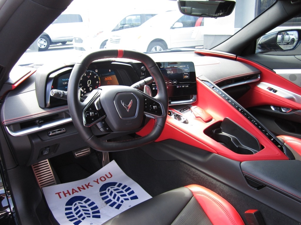 2022 Chevrolet Corvette Stingray photo