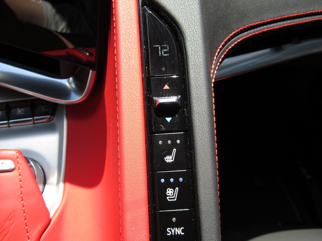 2022 Chevrolet Corvette Stingray photo