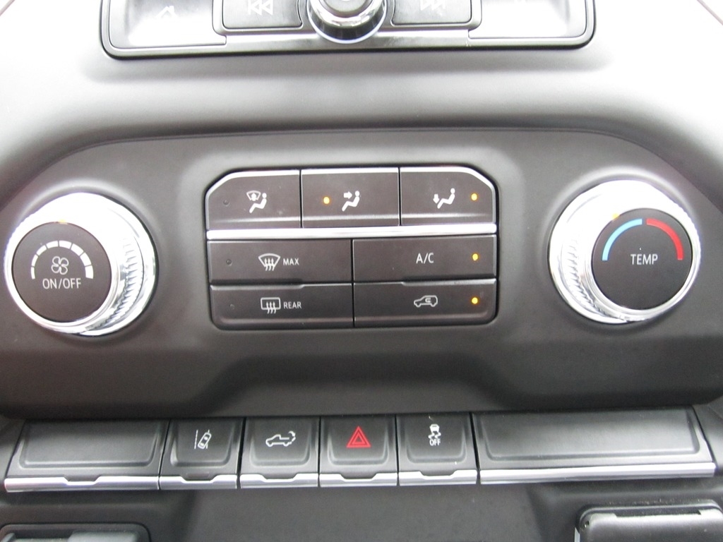 2024 GMC Sierra 2500HD Pro photo