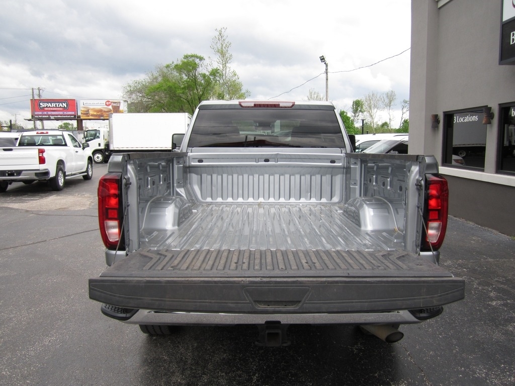 2024 GMC Sierra 2500HD Pro photo