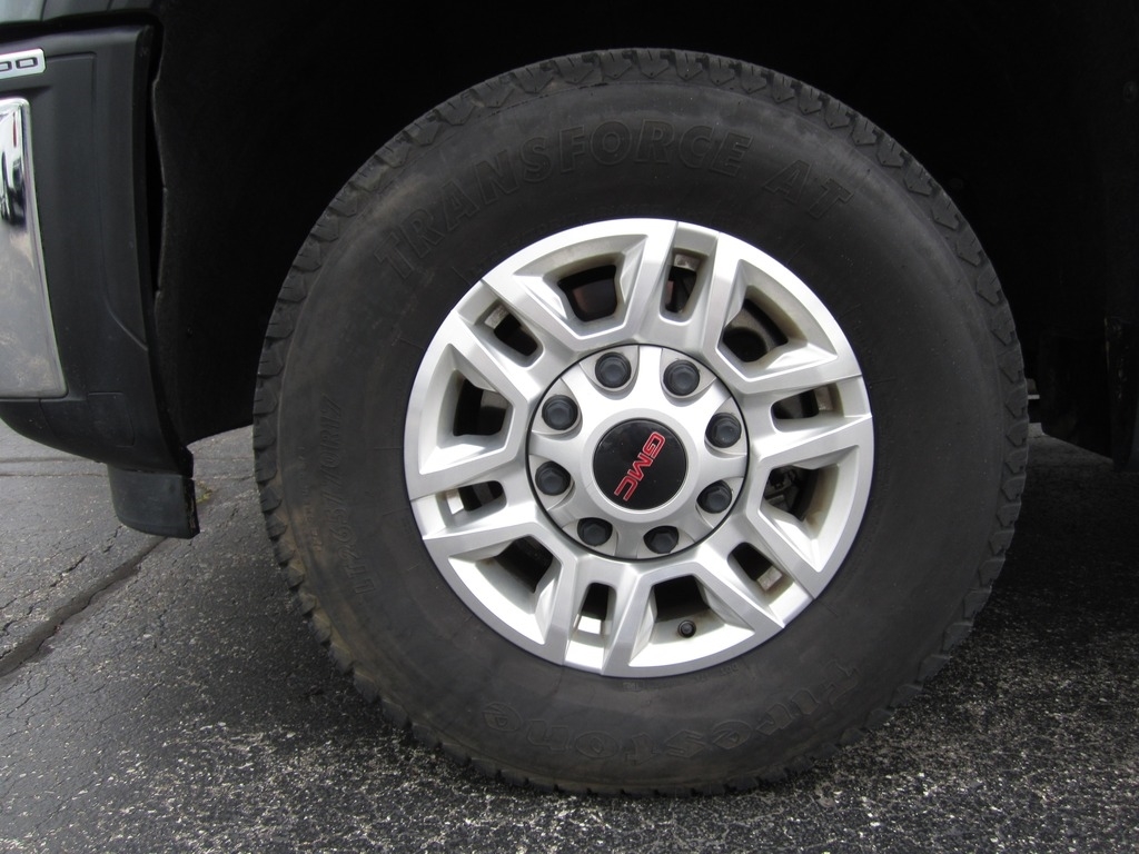 2024 GMC Sierra 2500HD Pro photo
