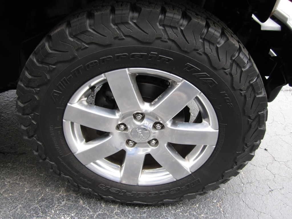 2011 Jeep Wrangler 70th Anniversary photo