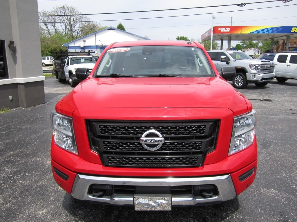 2021 Nissan Titan SV photo