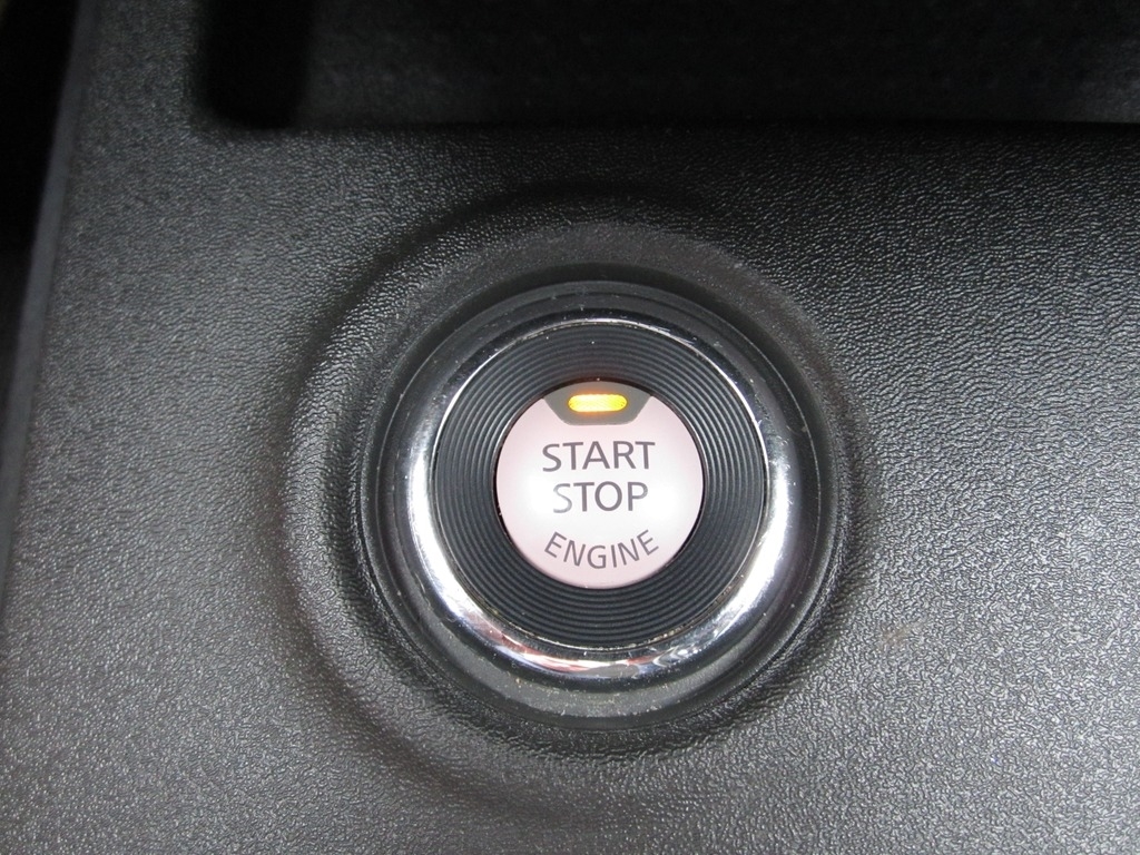 2020 Nissan Frontier PRO-4X photo