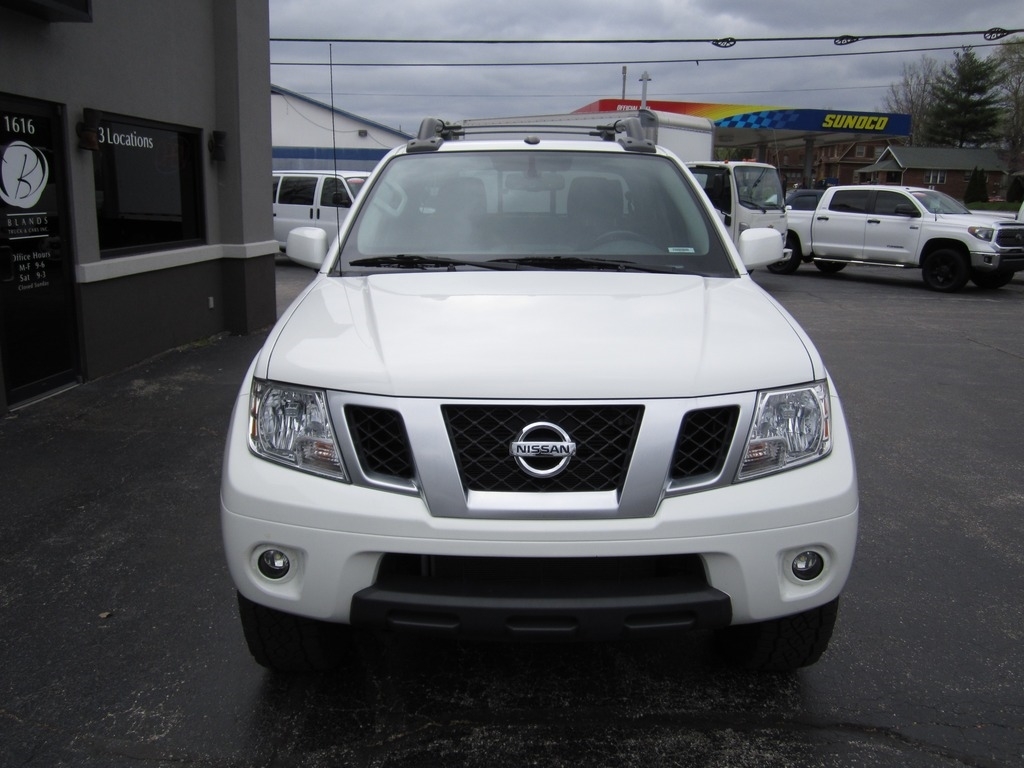 2020 Nissan Frontier PRO-4X photo