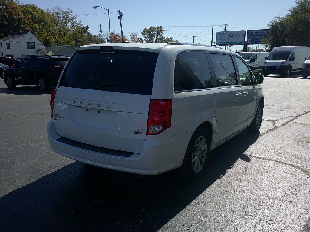 2019 Dodge Grand Caravan SXT photo