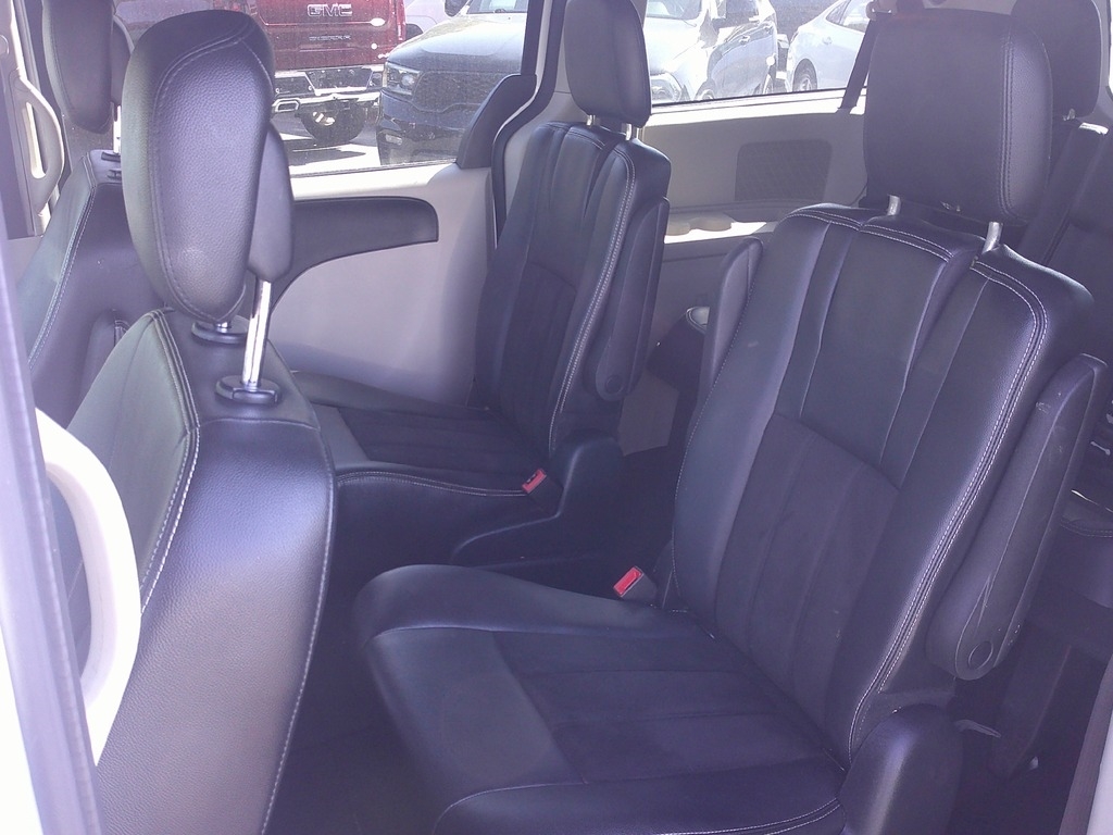 2019 Dodge Grand Caravan SXT photo