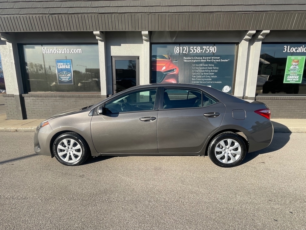 2019 Toyota Corolla LE Sedan