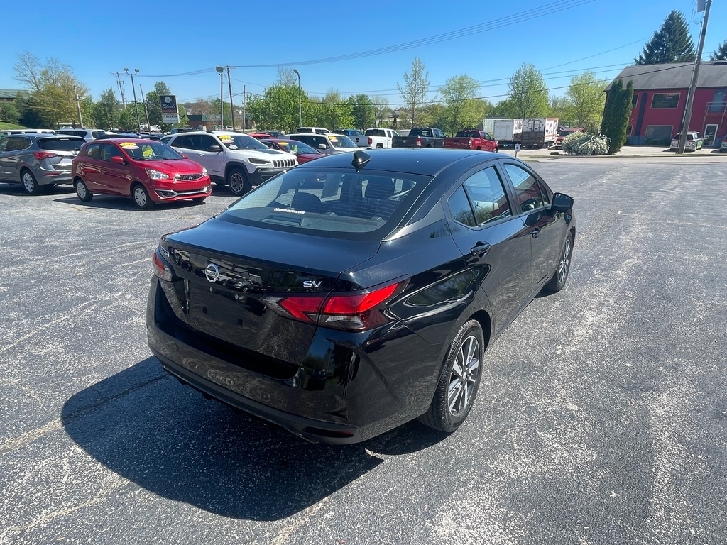 2021 Nissan Versa SV photo