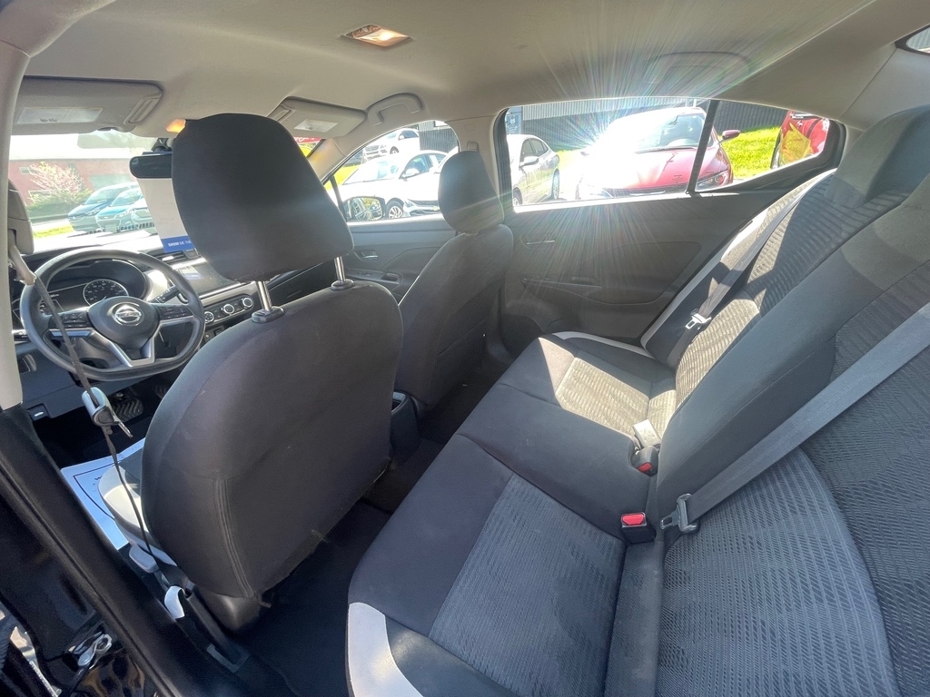 2021 Nissan Versa SV photo