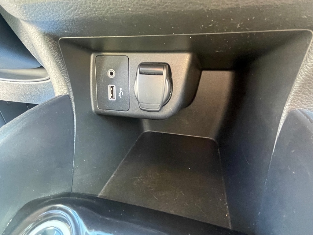 2021 Nissan Versa SV photo