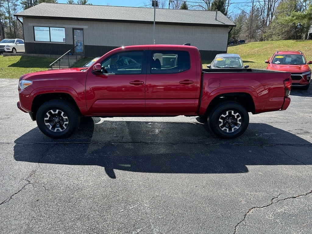 2021 Toyota Tacoma SR photo