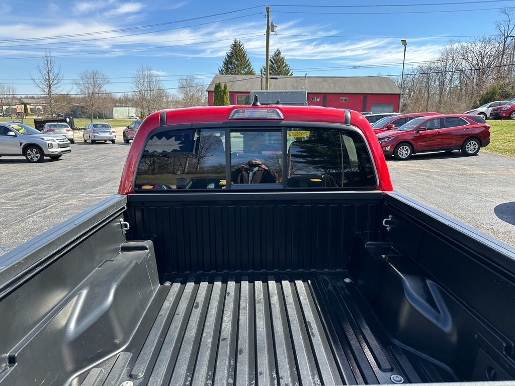 2021 Toyota Tacoma SR photo