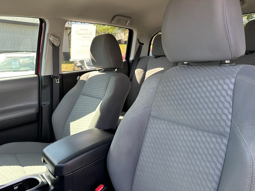 2021 Toyota Tacoma SR photo