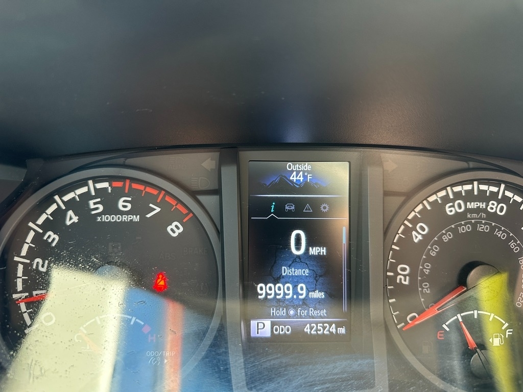 2021 Toyota Tacoma SR photo