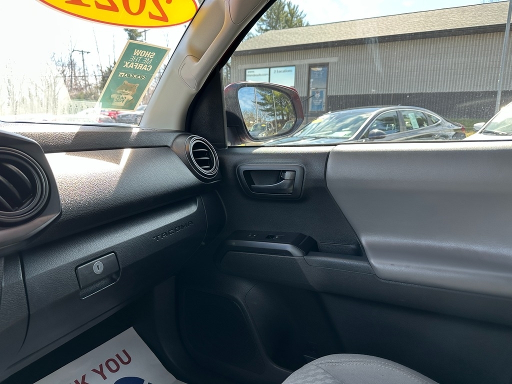 2021 Toyota Tacoma SR photo