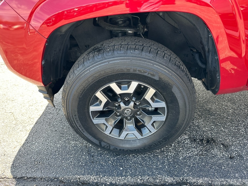 2021 Toyota Tacoma SR photo