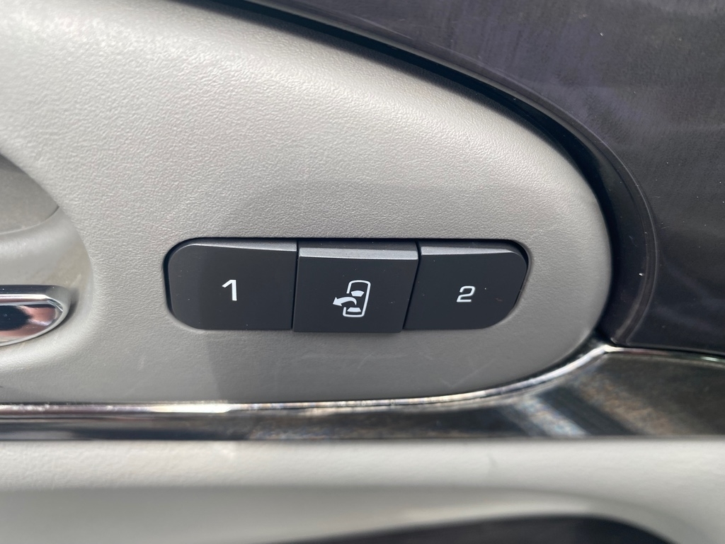 2016 Buick Enclave Leather photo
