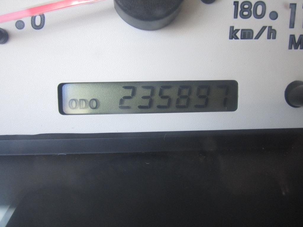 2004 Toyota Tacoma PreRunner V6 photo