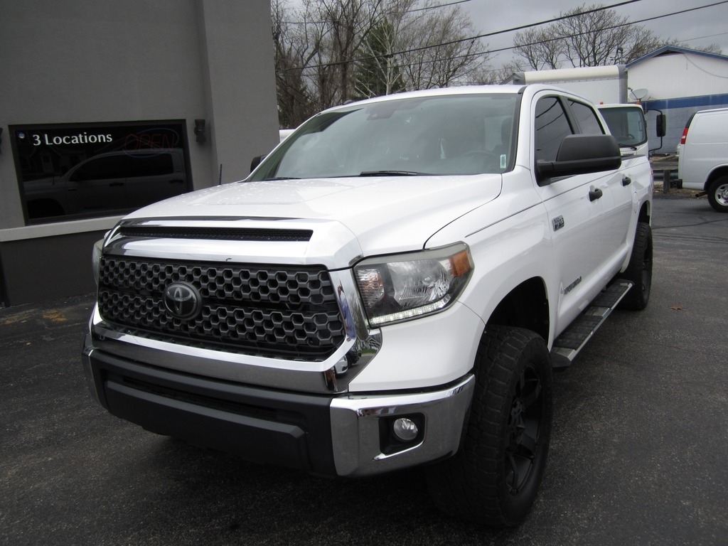 2018 Toyota Tundra SR5 photo