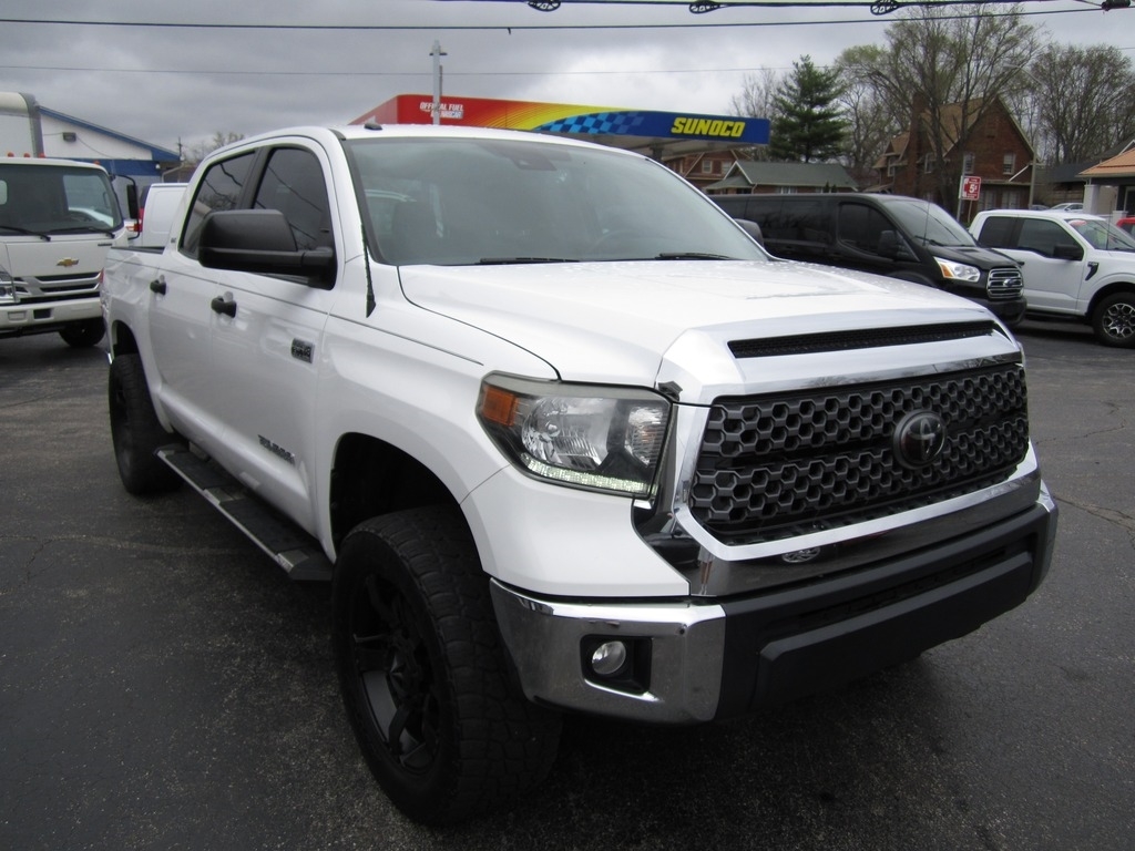 2018 Toyota Tundra SR5 photo