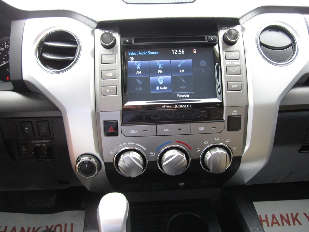 2018 Toyota Tundra SR5 photo