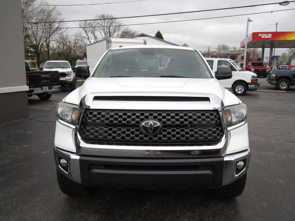 2018 Toyota Tundra SR5 photo