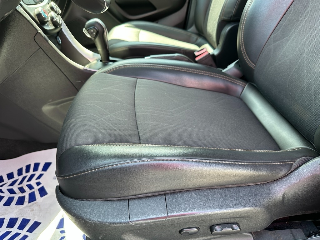 2020 Chevrolet Trax LT photo