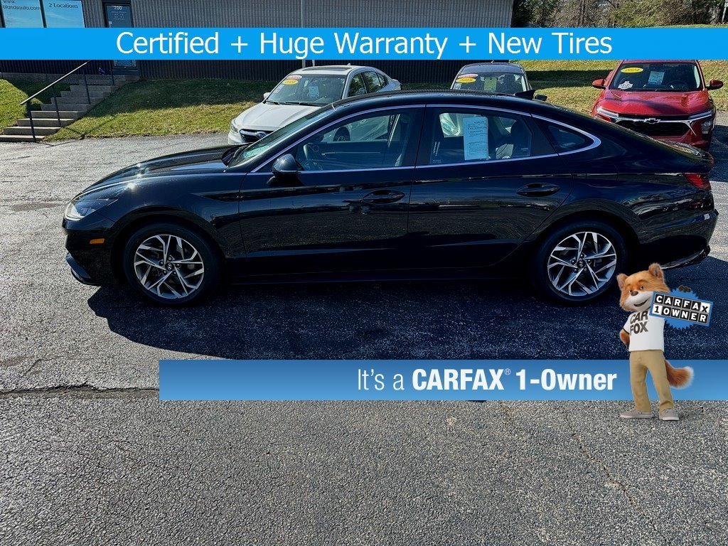 2022 Hyundai SONATA SEL Sedan