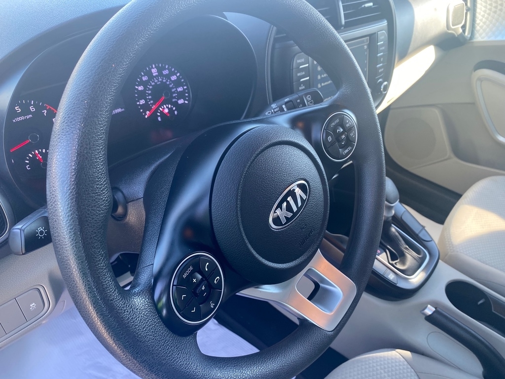 2021 Kia Soul LX photo