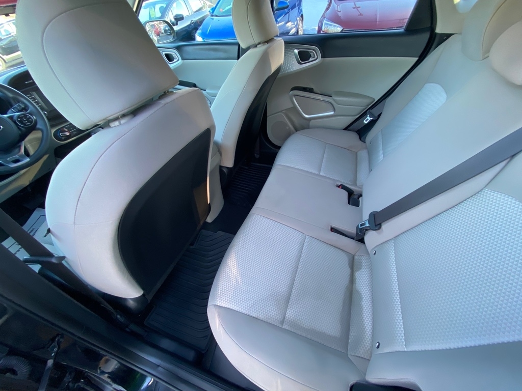 2021 Kia Soul LX photo