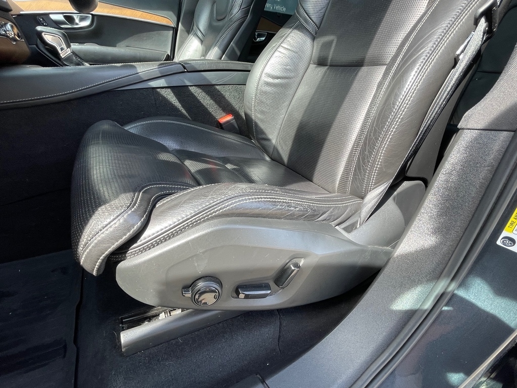 2017 Volvo XC90 T6 Inscription photo