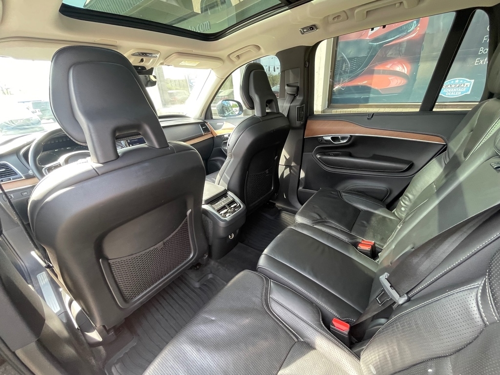 2017 Volvo XC90 T6 Inscription photo