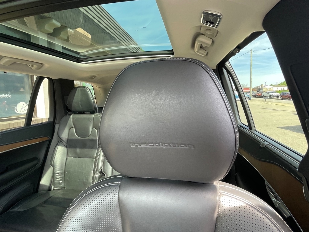 2017 Volvo XC90 T6 Inscription photo