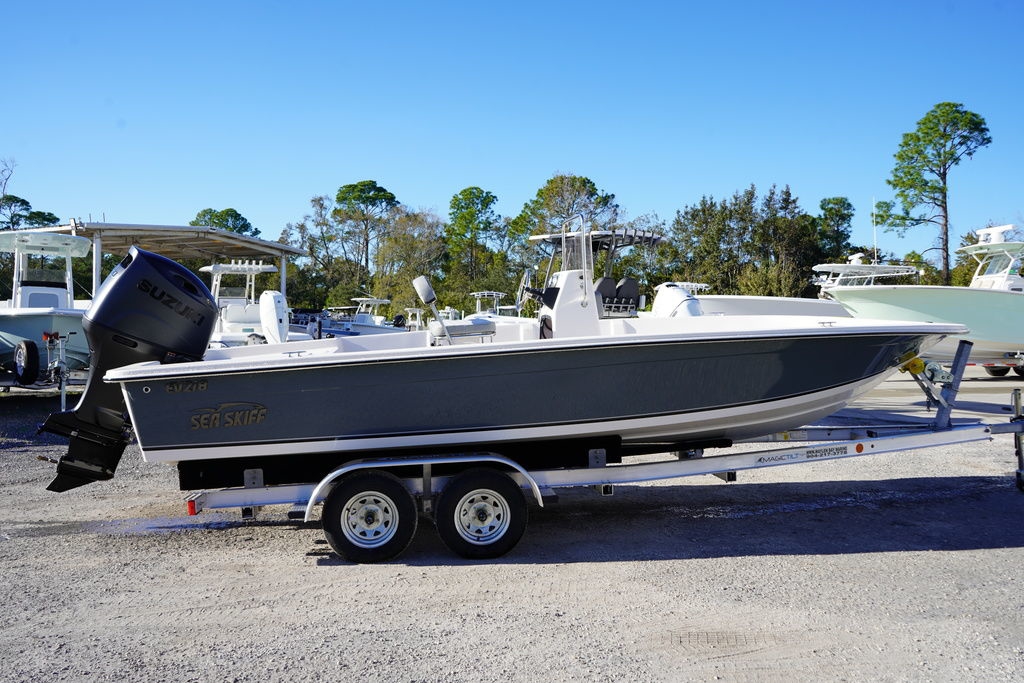 2025 Carolina Skiff EV 218  2