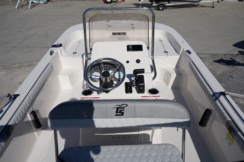 2025 Carolina Skiff 19 LS  5