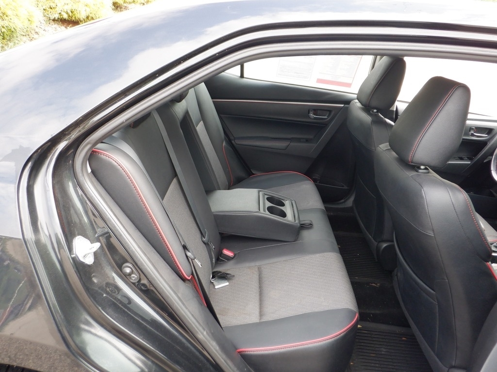 2016 Toyota Corolla S Special Edition photo