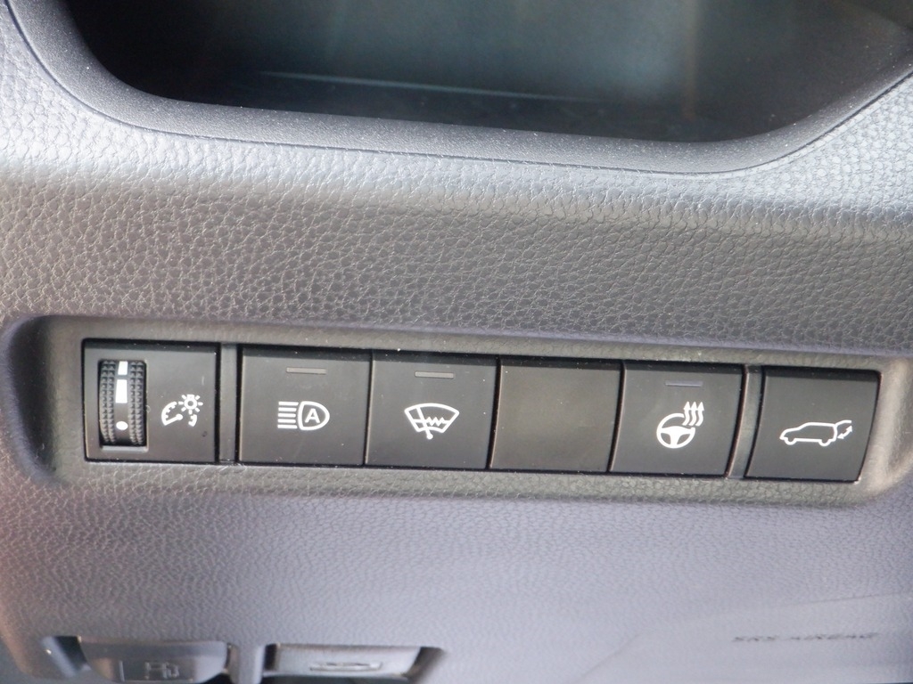 2021 Toyota RAV4 XLE Premium AWD photo