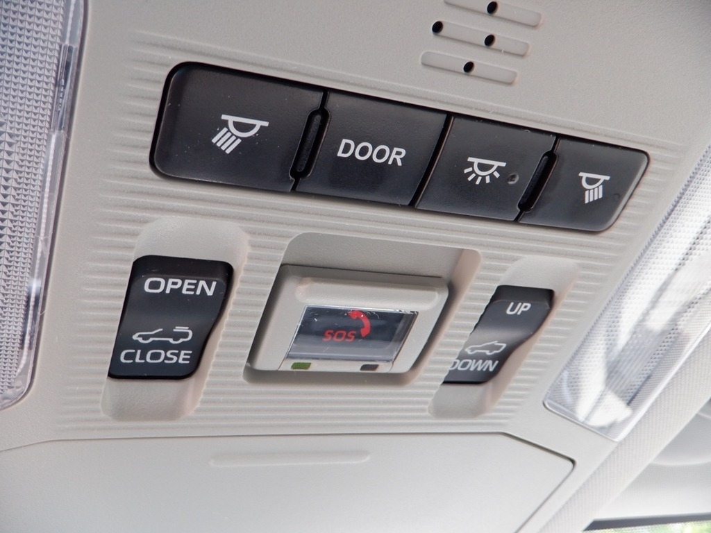 2021 Toyota RAV4 XLE Premium AWD photo