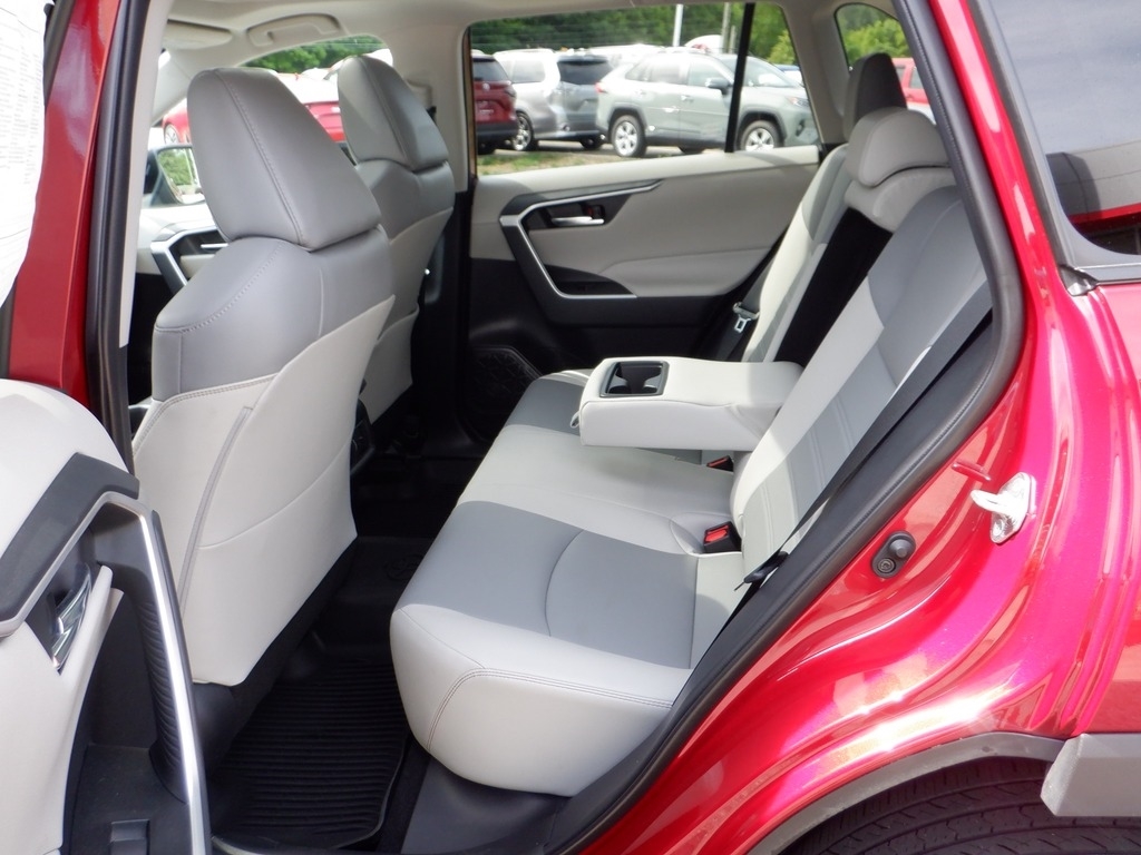 2021 Toyota RAV4 XLE Premium AWD photo