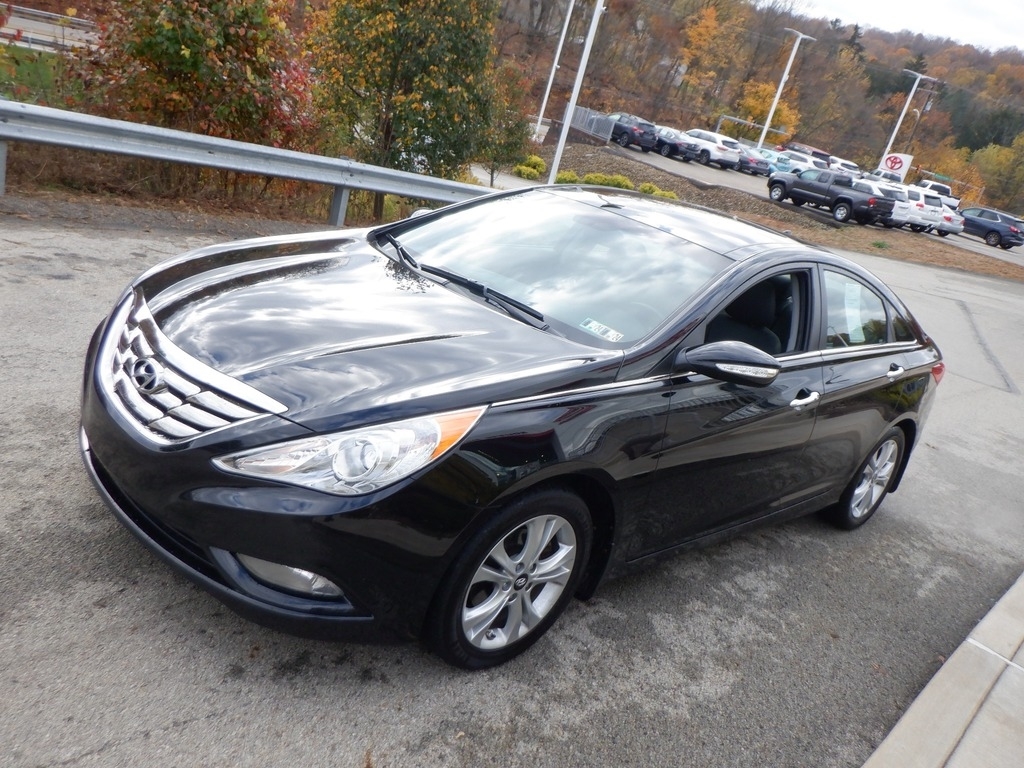 2012 Hyundai Sonata SE photo