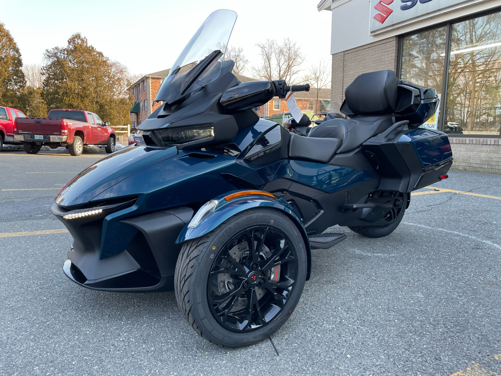 2024 Can-Am™ Spyder RT Limited In-line 1330