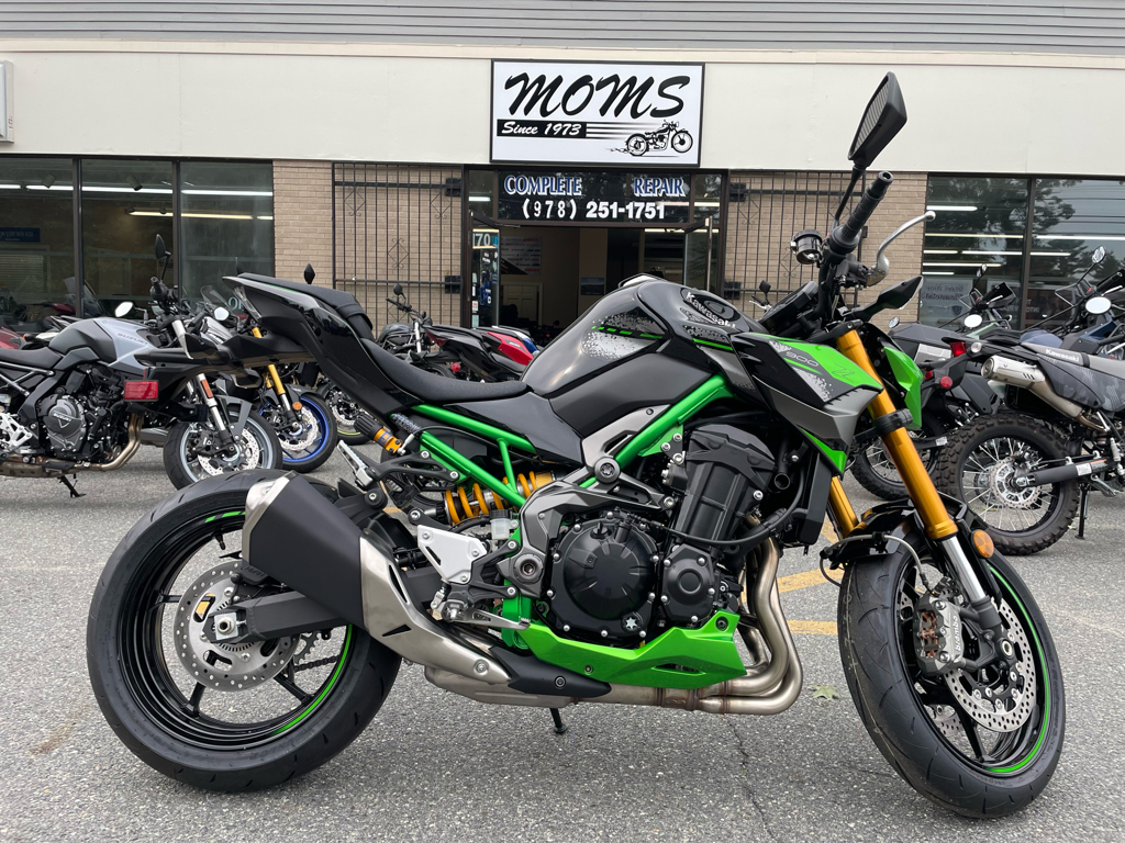 2024 Kawasaki Z900 SE ABS 948